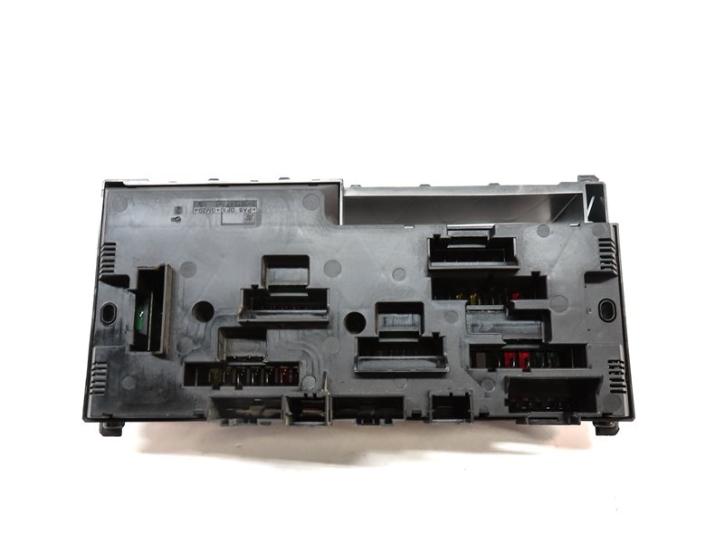 Thumbnail 5: 2014 BMW 535Xi (F10) 3.0L TURBO (N55) ENGINE FRONT POWER DISTRIBUTION FUSE BOX