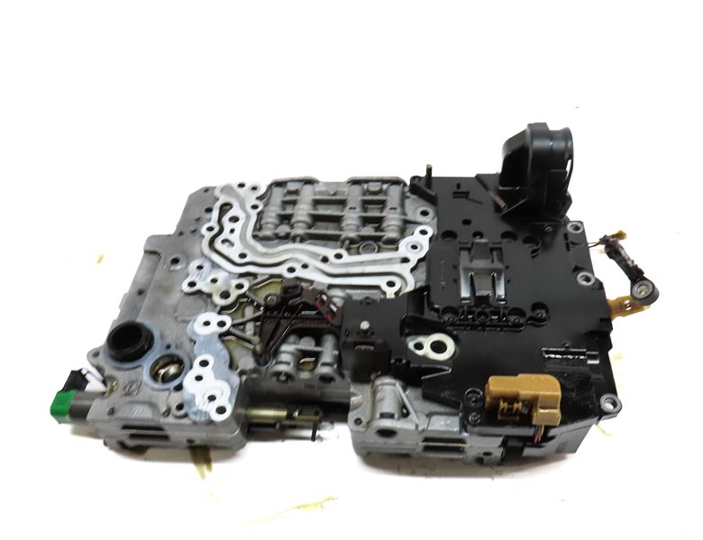 Thumbnail 4: 14-17 BMW 535i GT F10 AWD 8-SPEED 8HP45 AUTOMATIC TRANSMISSION VALVE BODY