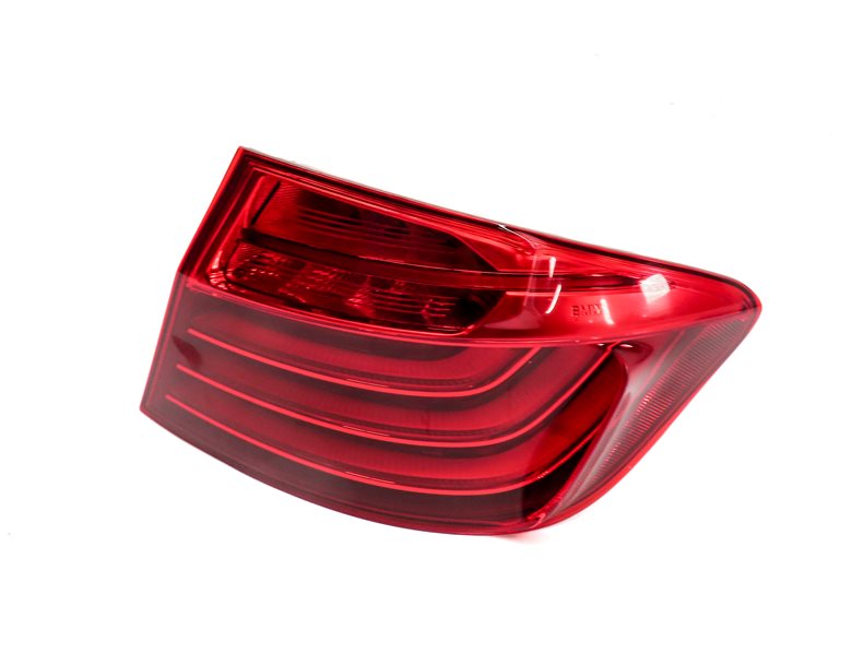 2014-2016 BMW 528i 535i 550i M5 (F10) RIGHT PASSENGER TAILLIGHT BRAKE LIGHT LAMP