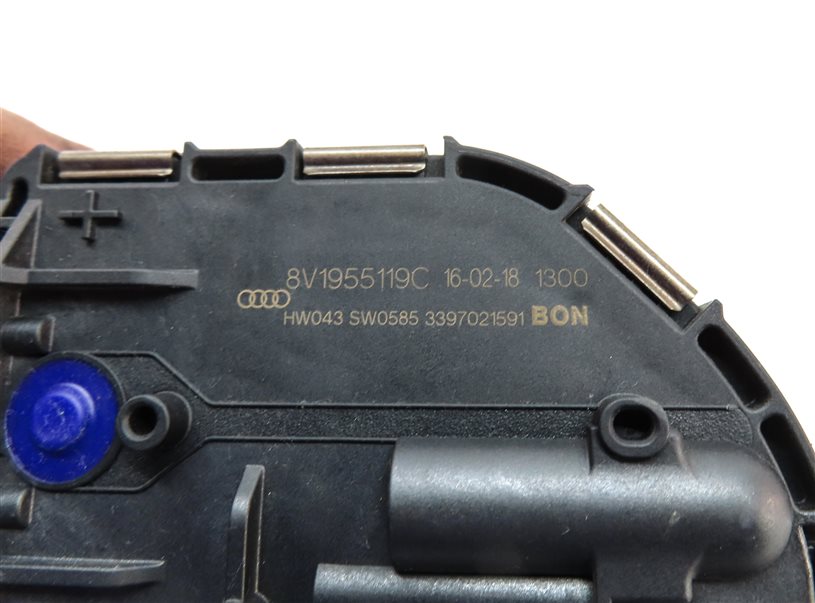 Thumbnail 7: 2015-2018 AUDI A3 S3 RS3 (8V) SEDAN / CONVERTIBLE FRONT WINDSHIELD WIPER MOTOR