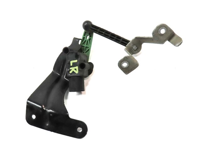 Thumbnail 3: 2016 AUDI A3 (8V) REAR LEFT DRIVER SUSPENSION HEIGHT LEVEL SENSOR w/BRACKET