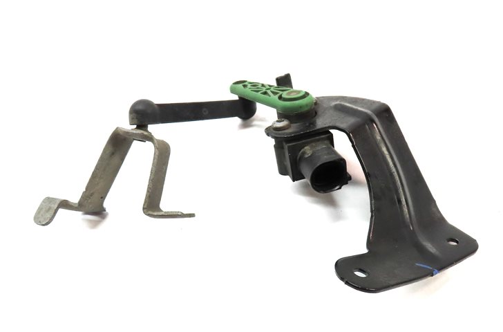 Thumbnail 4: 2016 AUDI A3 (8V) REAR LEFT DRIVER SUSPENSION HEIGHT LEVEL SENSOR w/BRACKET