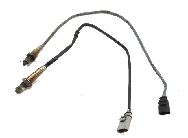 Thumbnail 1: 2016 AUDI A3 (8V) 2.0L TURBO (CNTC) ENGINE OXYGEN O2 LAMBDA PROBE SENSOR SET/2