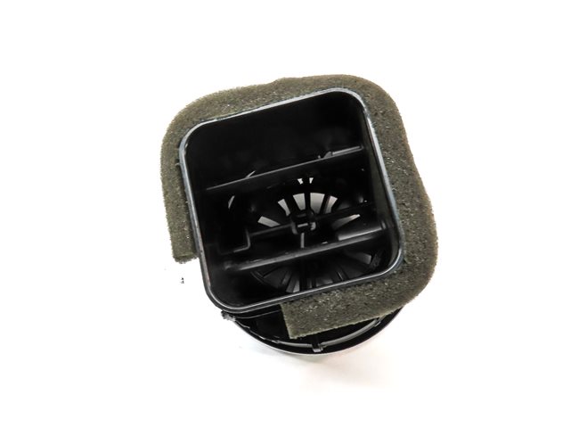 Thumbnail 4: 2016 AUDI A3 (8V) FRONT INTERIOR DASH HEAT AIR AC HVAC VENT (BLACK)