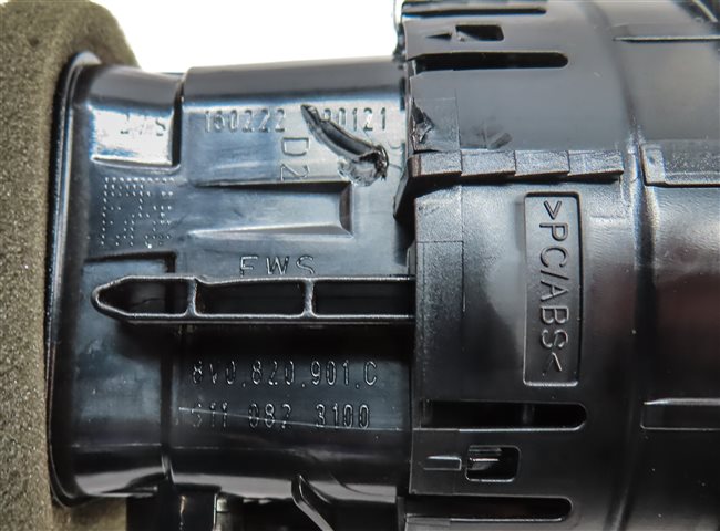 Thumbnail 6: 2016 AUDI A3 (8V) FRONT INTERIOR DASH HEAT AIR AC HVAC VENT (BLACK)