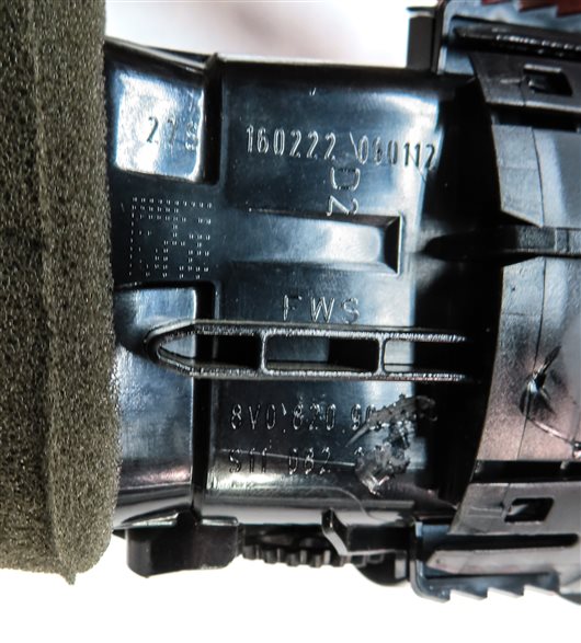 Thumbnail 6: 2016 AUDI A3 (8V) FRONT INTERIOR DASH HEAT AIR AC HVAC VENT (BLACK)
