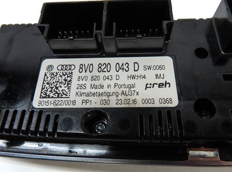 Thumbnail 6: 2015-2018 AUDI A3 S3 (8V) FRONT DUAL ZONE HEATER A/C TEMPERATURE CONTROL PANEL