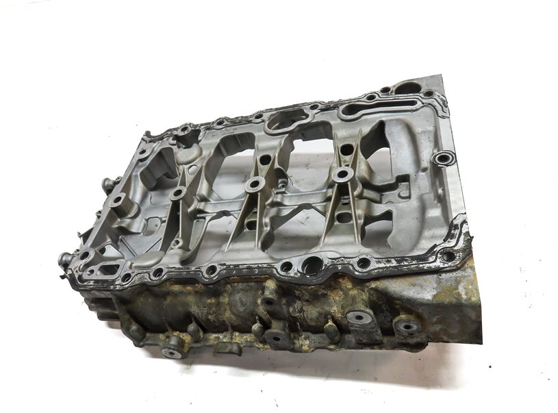 Thumbnail 2: 2015-2019 AUDI A3 (8V) 2019-2023 Q3 (F3) 1.8L 2.0L GASOLINE ENGINE UPPER OIL PAN