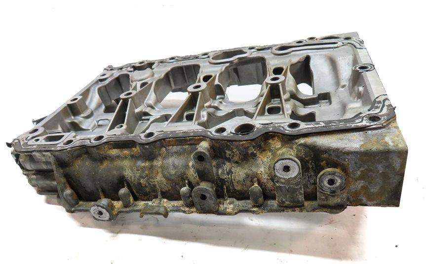 Thumbnail 4: 2015-2019 AUDI A3 (8V) 2019-2023 Q3 (F3) 1.8L 2.0L GASOLINE ENGINE UPPER OIL PAN