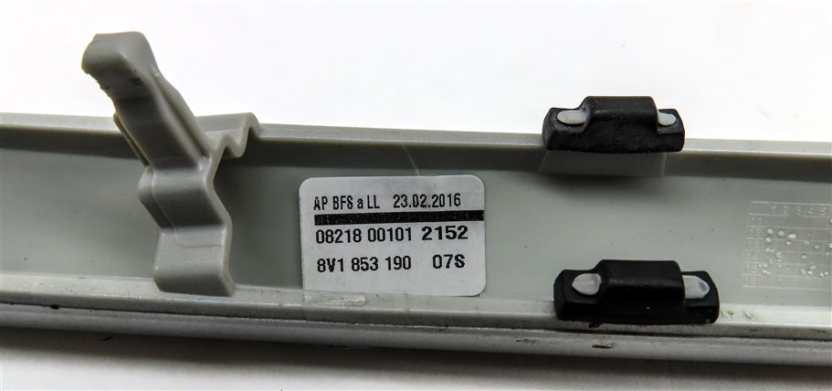 Thumbnail 23: 2016 AUDI A3 (8V) INTERIOR DASH FRONT & REAR DOOR TRIM SET/7 (SILVER)