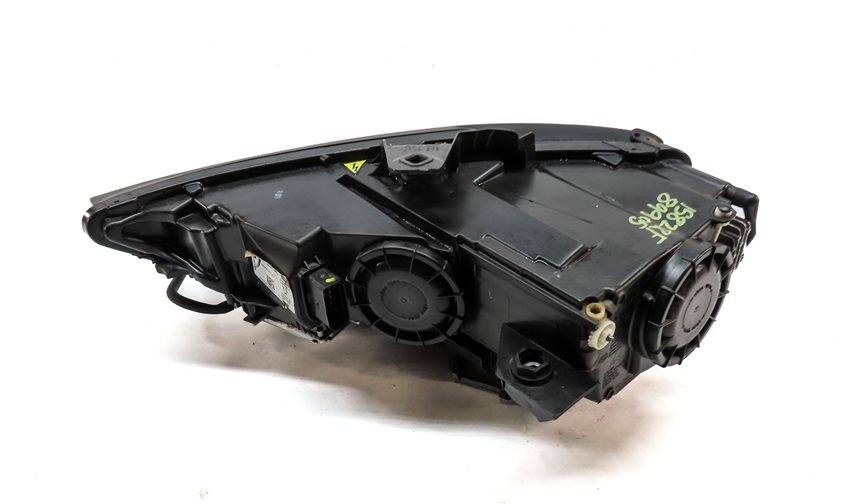 Thumbnail 4: 15-16 AUDI A3 (8V) RIGHT PASSENGER XENON HID HEADLIGHT LIGHT LAMP (8Q3 NON AFS)