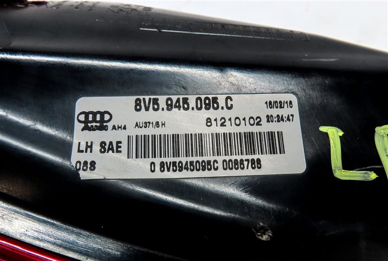 Thumbnail 6: 15-16 AUDI A3 S3 (8V) SEDAN CONVERTIBLE REAR LEFT LED TAILLIGHT BRAKE LIGHT LAMP