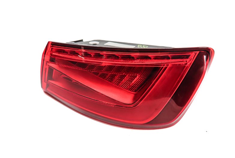 15-16 AUDI A3 S3 8V SEDAN CONVERTIBLE RIGHT OUTER LED TAILLIGHT BRAKE LIGHT LAMP