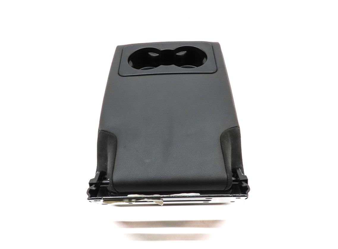 Thumbnail 6: 17-23 ROVER DISCOVERY DEFENDER L462 REAR CENTER SEAT ARMREST CUPHOLDER (BLACK)