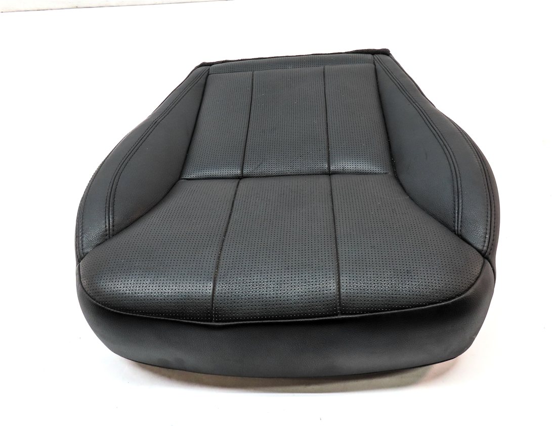 Thumbnail 2: 17-20 LAND ROVER DISCOVERY L462 FRONT RIGHT PASSENGER LOWER SEAT CUSHION (BLACK)