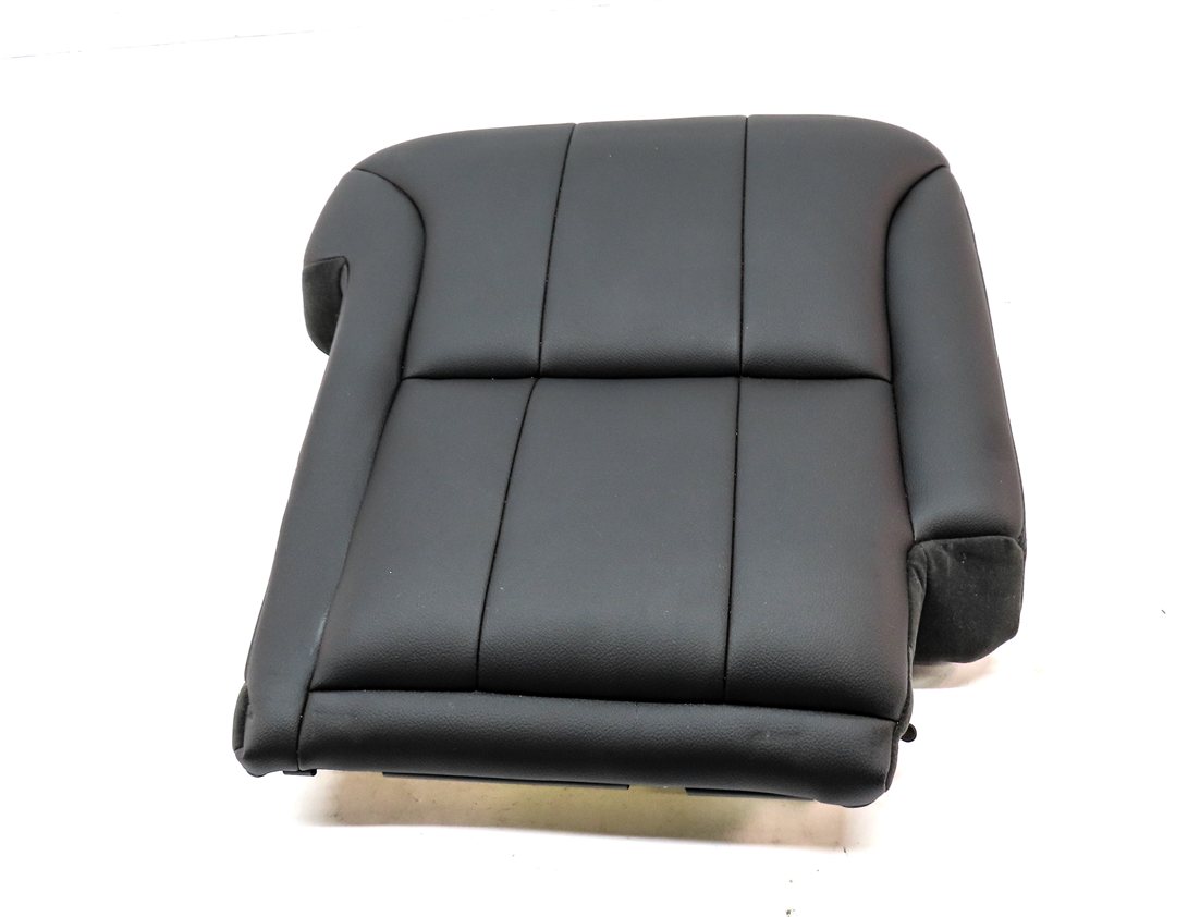 Thumbnail 4: 2017 LAND ROVER DISCOVERY (L462) REAR RIGHT 3rd ROW BOTTOM SEAT CUSHION (BLACK)