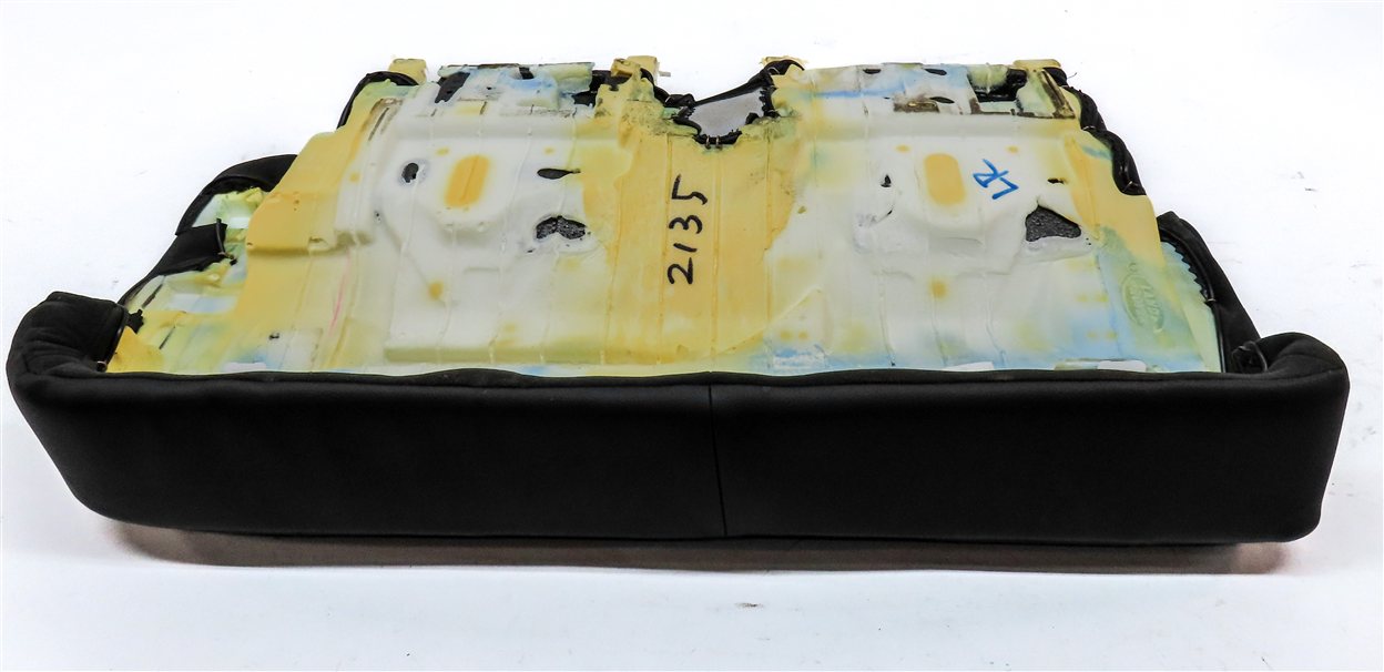 Thumbnail 5: 2017 LAND ROVER DISCOVERY (L462) REAR LEFT 2nd ROW BOTTOM SEAT CUSHION (BLACK)