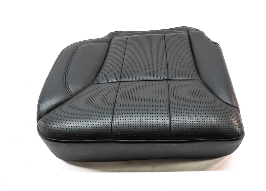 Thumbnail 2: 2017 LAND ROVER DISCOVERY (L462) REAR RIGHT 2nd ROW BOTTOM SEAT CUSHION (BLACK)