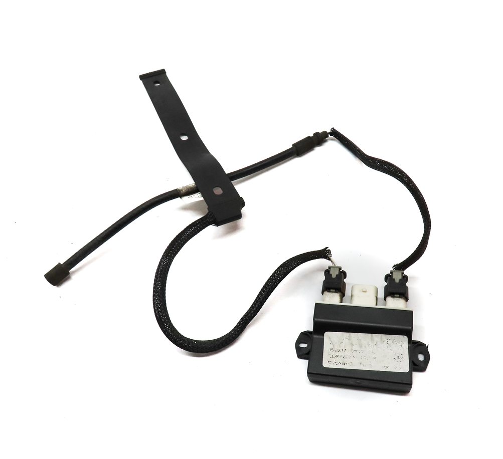 Thumbnail 2: 2017 LAND ROVER DISCOVERY (L462) REAR TRUNK TAILGATE EASY OPEN KICK PANEL MODULE