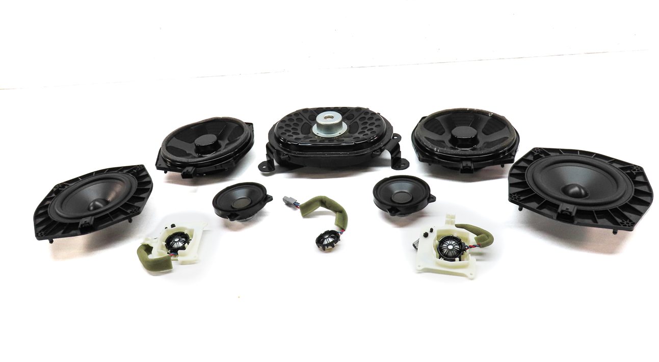 Thumbnail 2: 2017 LAND ROVER DISCOVERY L462 RADIO STEREO SUB SUBWOOFER TWEETER SPEAKER SET-10