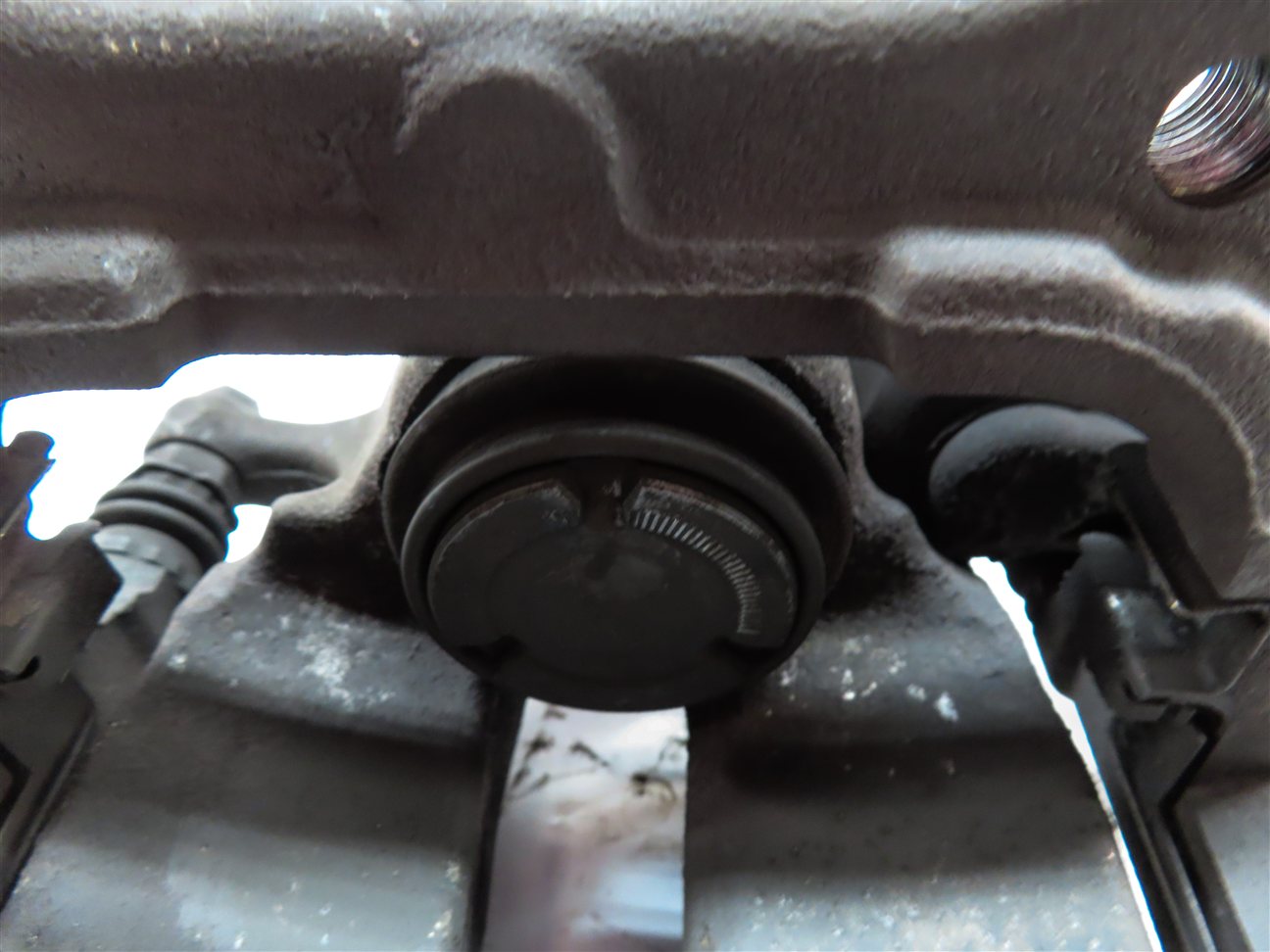 Thumbnail 7: 2017 RANGE ROVER DISCOVERY L405 L462 REAR LEFT DRIVER BRAKE CALIPER w/ ACTUATOR