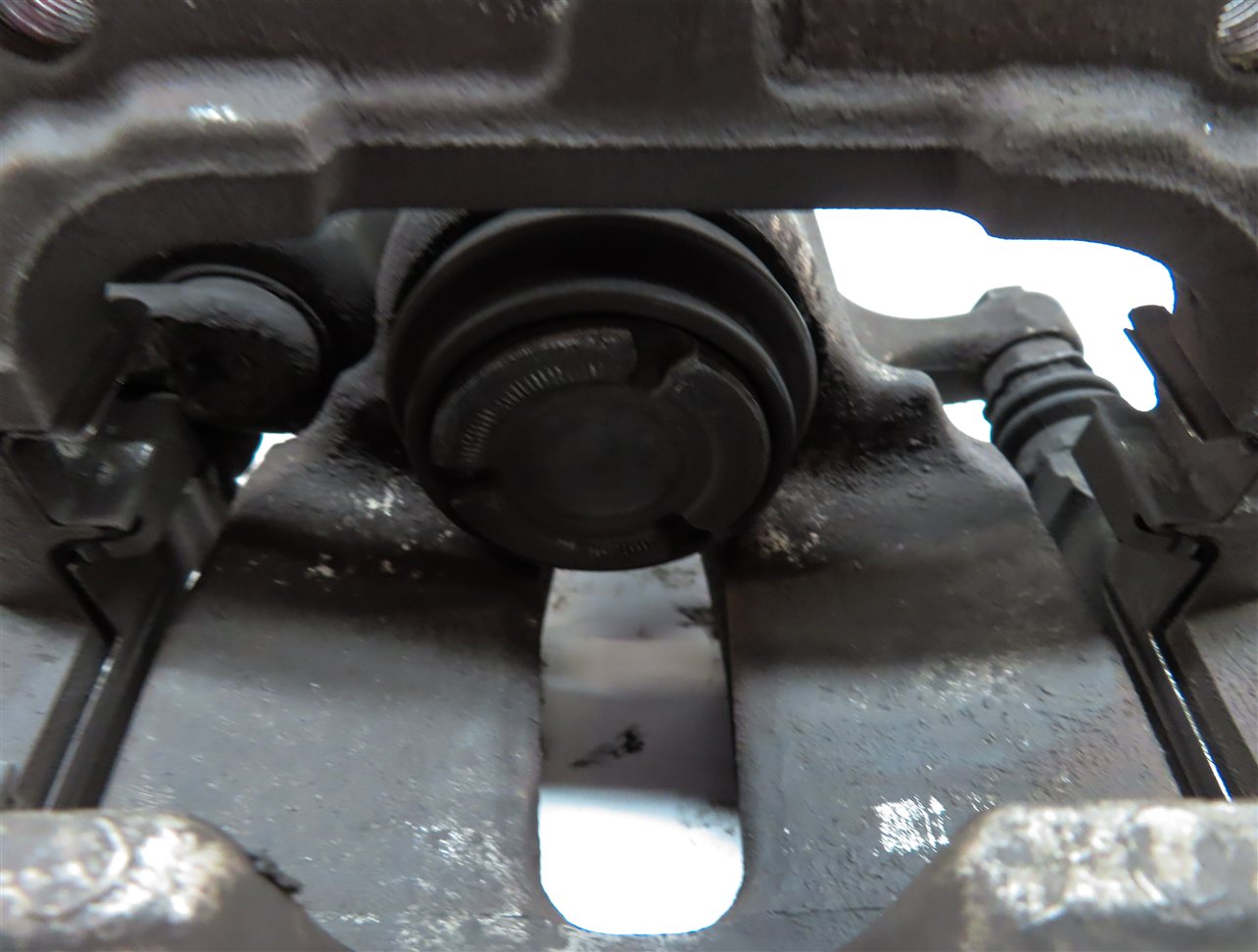 Thumbnail 7: 17 RANGE ROVER DISCOVERY L405 L462 REAR RIGHT PASSENGER BRAKE CALIPER w/ACTUATOR