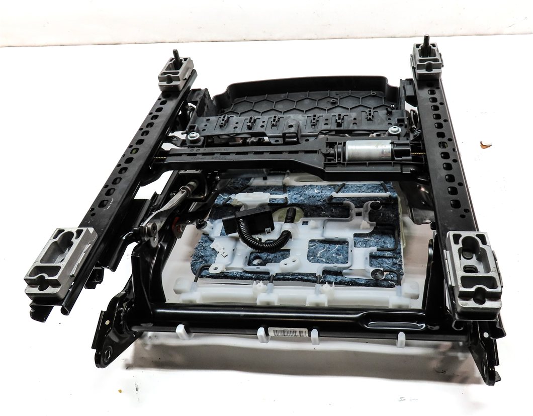 Thumbnail 7: 17-20 LAND ROVER DISCOVERY L462 FRONT RIGHT PASSENGER 12 WAY POWER SEAT TRACK