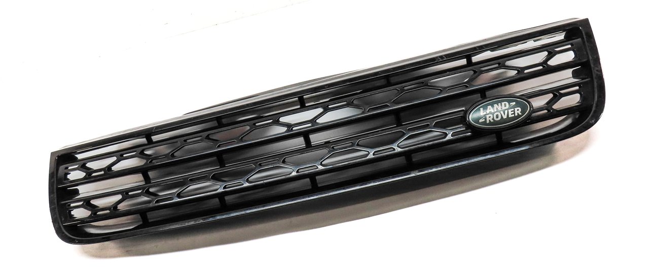 Thumbnail 3: 2017-2020 LAND ROVER DISCOVERY (L462) FRONT UPPER CENTER HOOD GRILLE AIR VENT
