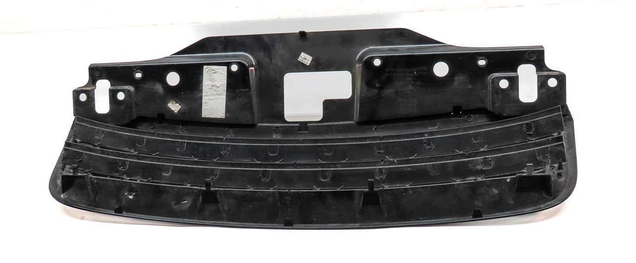 Thumbnail 5: 2017-2020 LAND ROVER DISCOVERY (L462) FRONT UPPER CENTER HOOD GRILLE AIR VENT