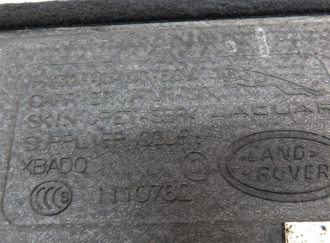 Thumbnail 7: 17-23 LAND ROVER DISCOVERY L462 REAR TRUNK CARGO CARPET FLOOR COVER TRIM