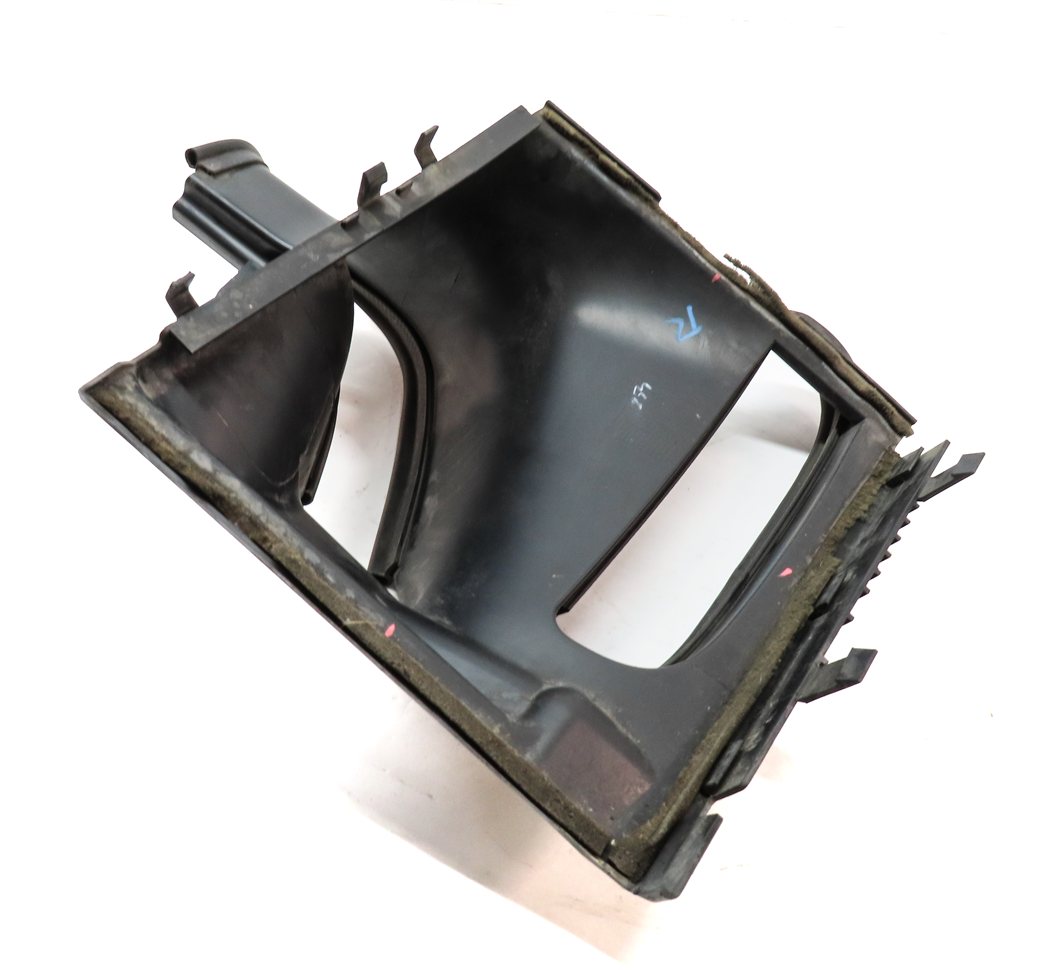 17 ROVER DISCOVERY L462 FRONT RIGHT PASSENGER BUMPER RADIATOR DUCT DEFLECTOR