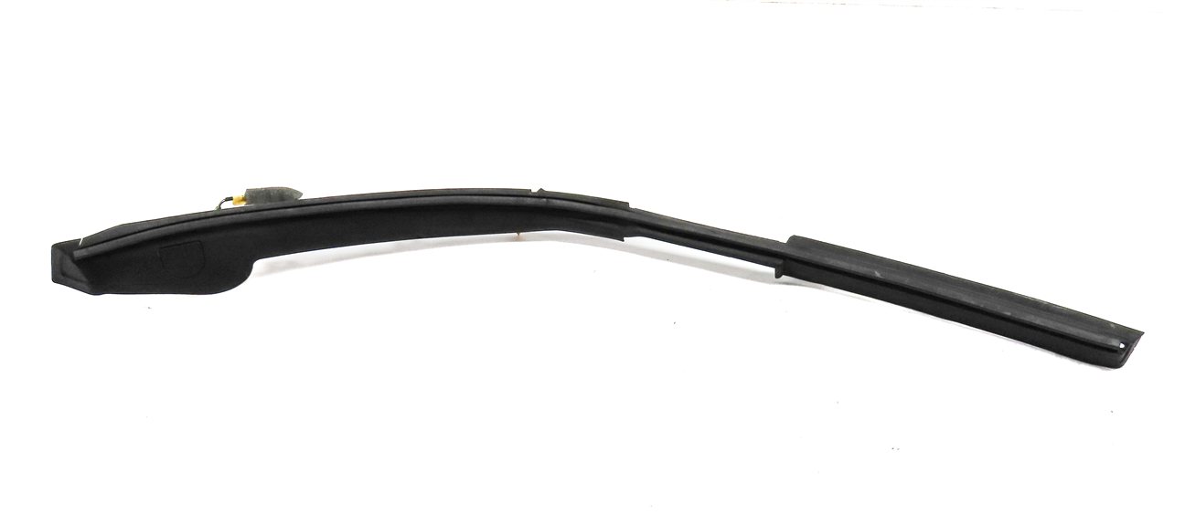 Thumbnail 4: 17 LAND ROVER DISCOVERY (L462) REAR LEFT & RIGHT TAILGATE ANTI PINCH SENSOR SET