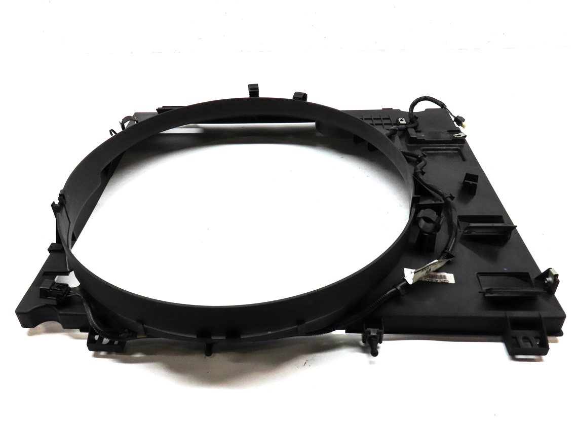 Thumbnail 5: 13-22 RANGE ROVER SPORT DISCOVERY L462 L494 RADIATOR COOLING FAN SHROUD TRIM