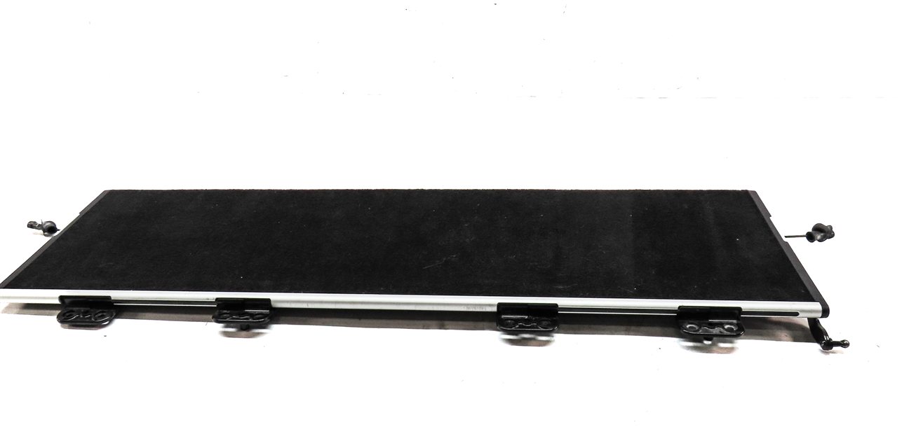 Thumbnail 4: 2017 LAND ROVER DISCOVERY (L462) REAR CARGO TAILGATE INTERIOR TRIM LIFT PANEL