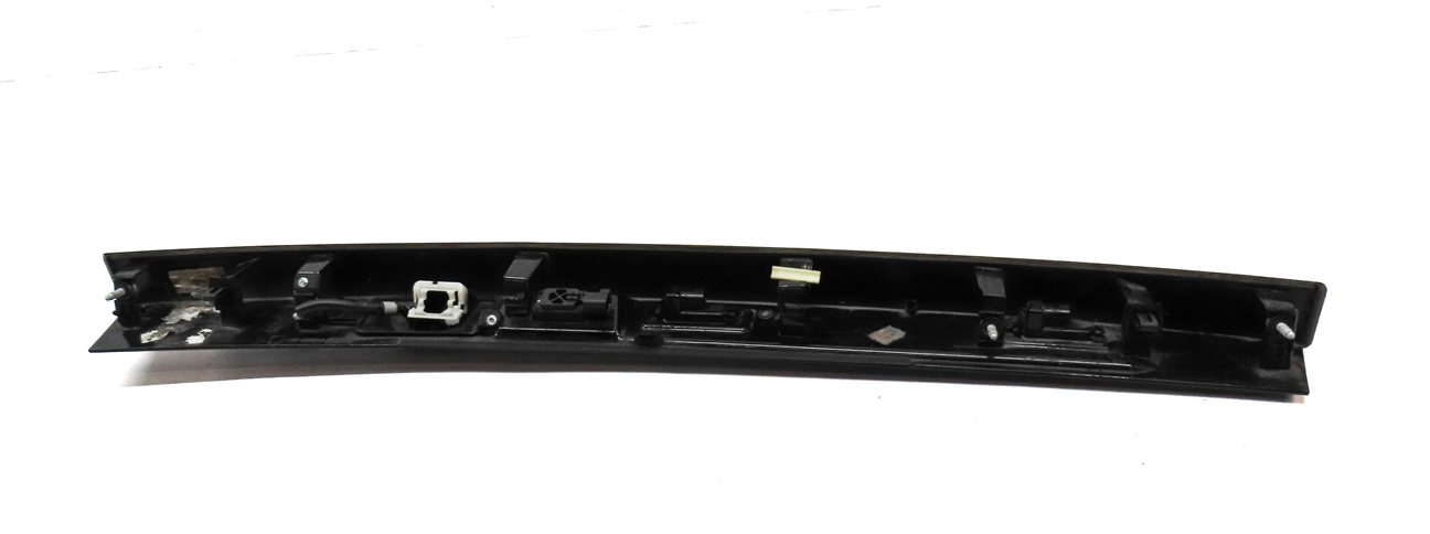 Thumbnail 6: 17 LAND ROVER DISCOVERY (L462) REAR TRUNK LIFTGATE HANDLE BUTTON w/LIGHTS(GRAY)