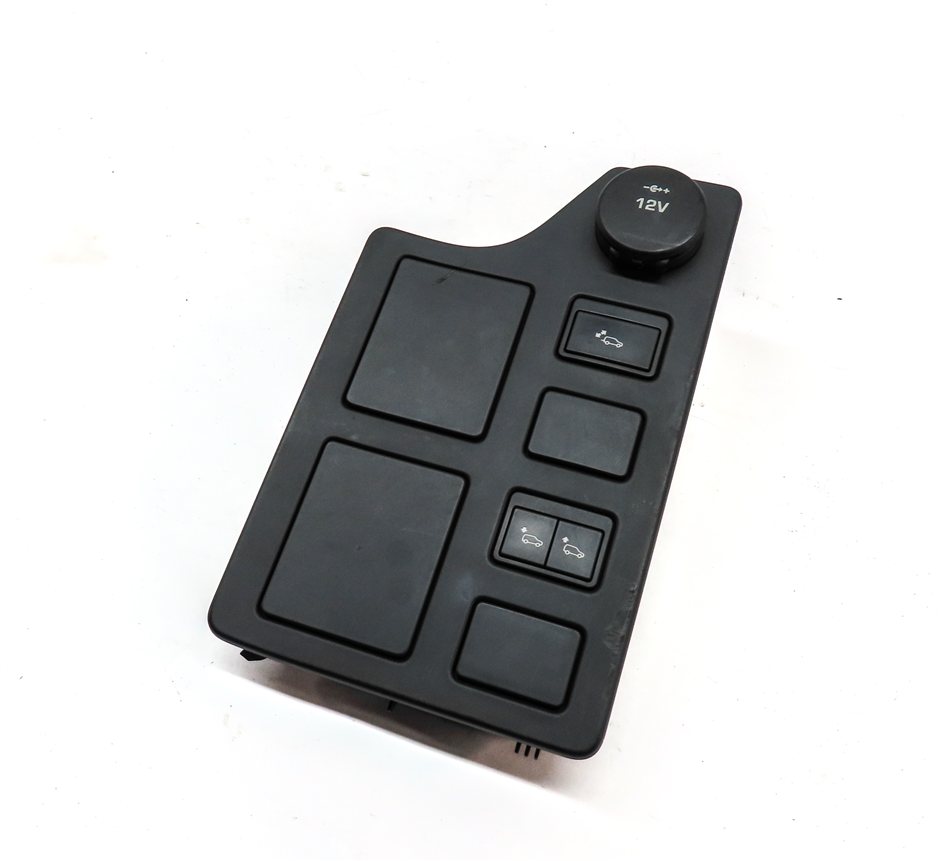2017 LAND ROVER DISCOVERY (L462) REAR POWER FOLD SEAT CARGO BUTTON CONTROL PANEL