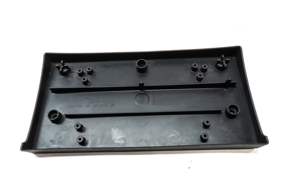 Thumbnail 5: 2017 LAND ROVER DISCOVERY (L462) FRONT LICENSE PLATE MOUNT BRACKET BASE HOLDER