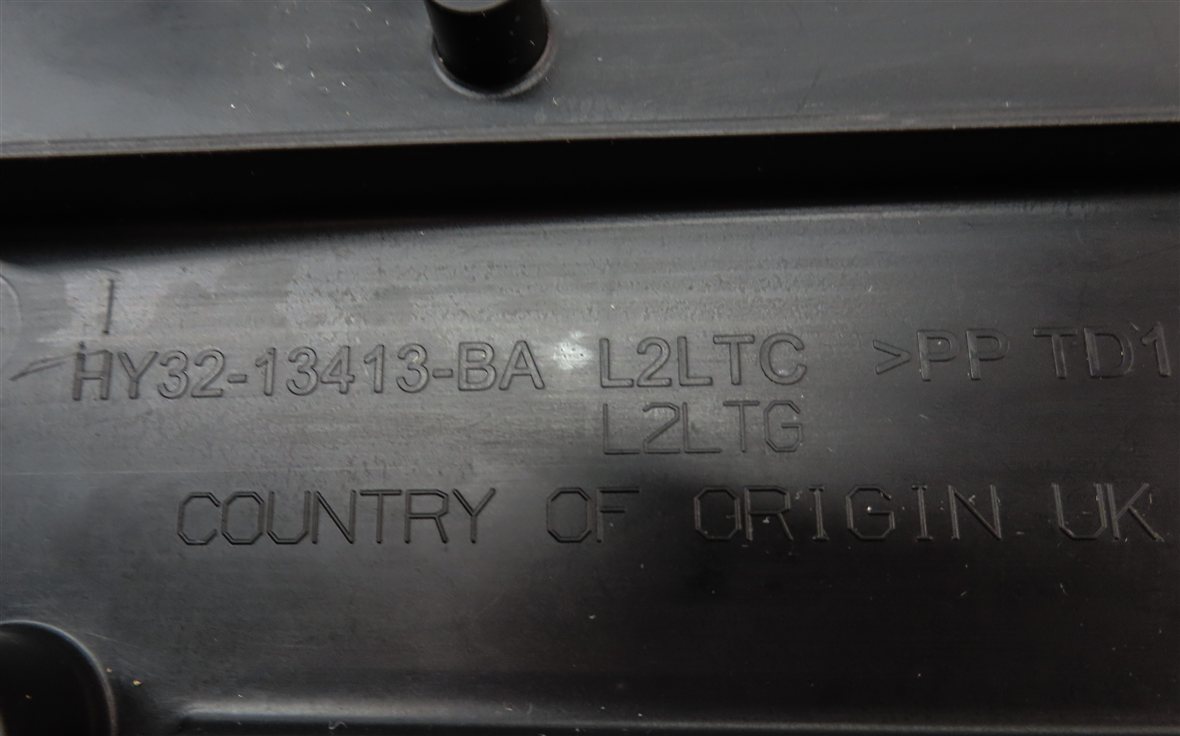 Thumbnail 6: 2017 LAND ROVER DISCOVERY (L462) FRONT LICENSE PLATE MOUNT BRACKET BASE HOLDER