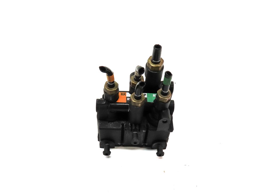 Thumbnail 2: 2017 LAND ROVER DISCOVERY (L462) PUMP CONTROL REAR AIR SUSPENSION VALVE BLOCK