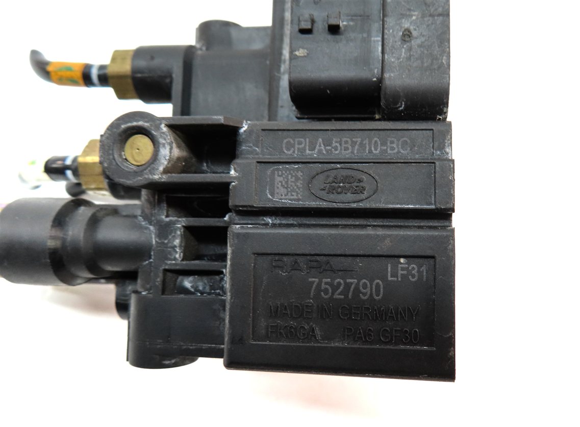Thumbnail 6: 2017 LAND ROVER DISCOVERY (L462) PUMP CONTROL REAR AIR SUSPENSION VALVE BLOCK