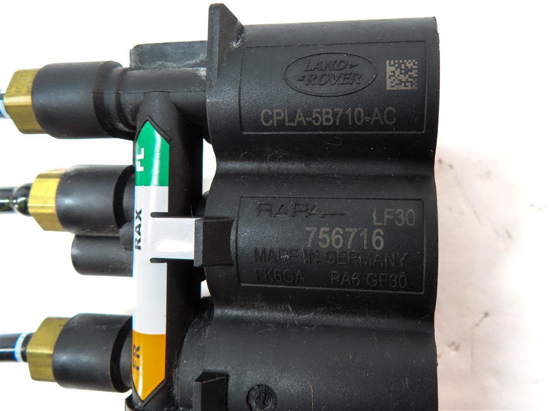 Thumbnail 6: 2017 LAND ROVER DISCOVERY (L462) FRONT RIGHT AIR SUSPENSION VALVE BLOCK