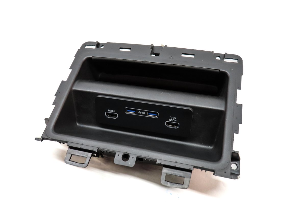 2017 LAND ROVER DISCOVERY L462 REAR MULTIMEDIA HDMI HUB USB INTERFACE JACK PORT
