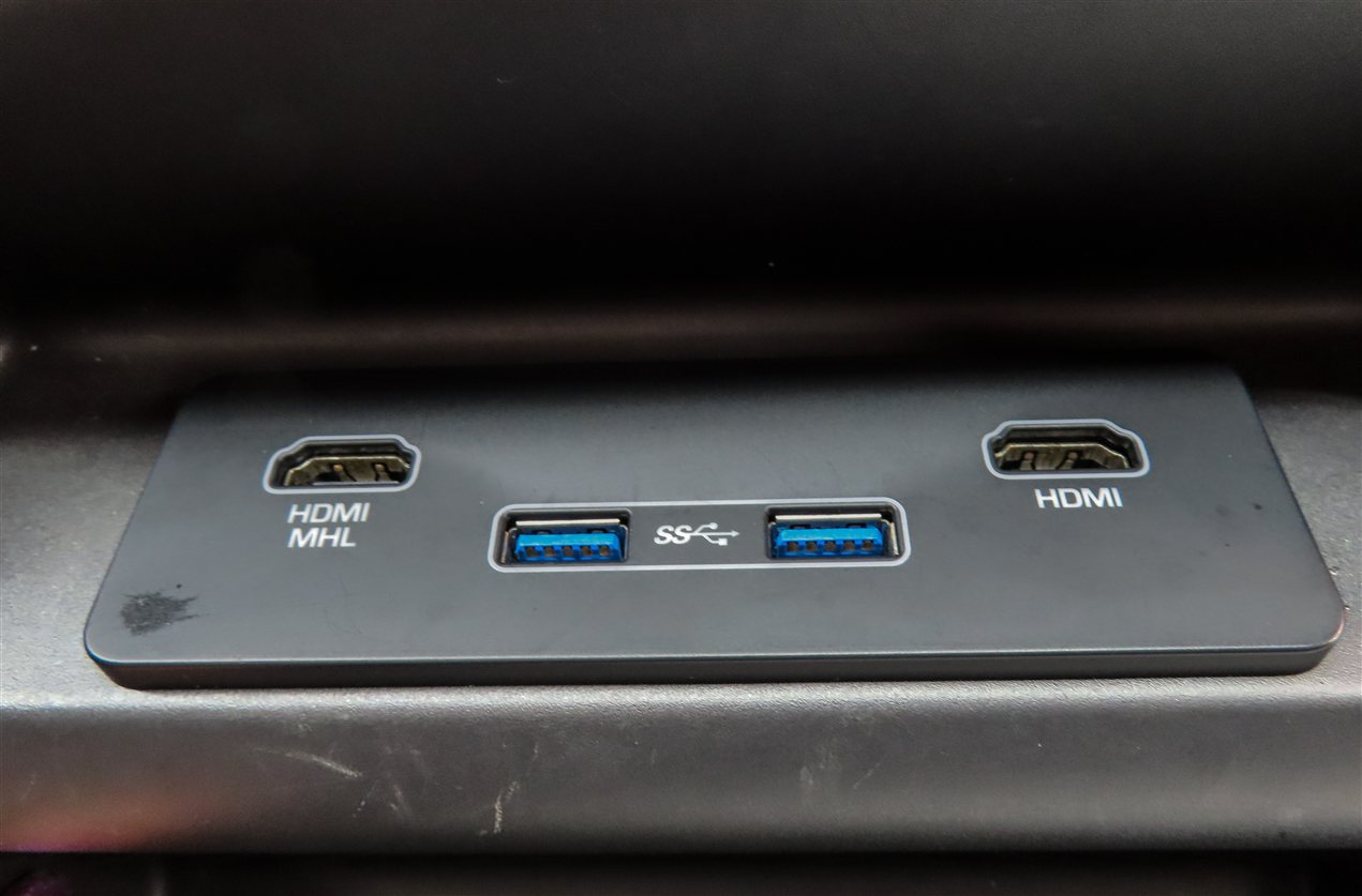 Thumbnail 9: 2017 LAND ROVER DISCOVERY L462 REAR MULTIMEDIA HDMI HUB USB INTERFACE JACK PORT