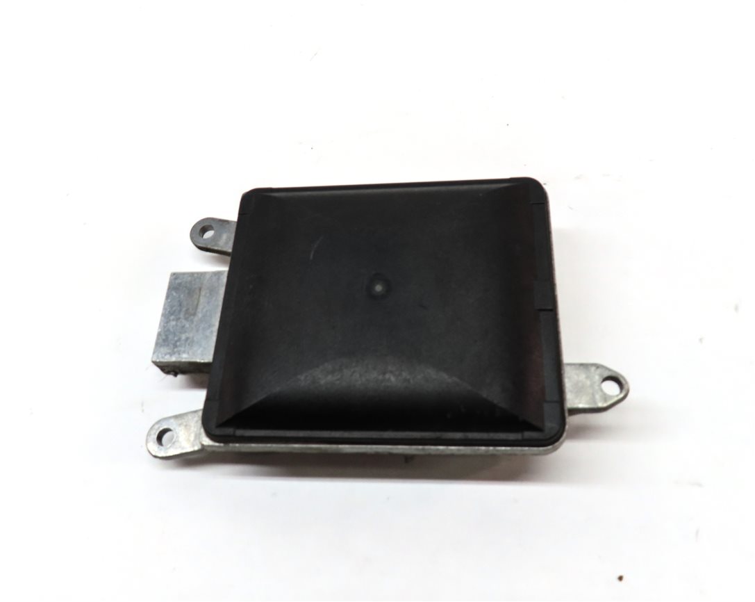 Thumbnail 5: 2012 AUDI S4 (B8 8K) REAR RIGHT PASSENGER BLIND SPOT ASSIST RADAR SENSOR MASTER