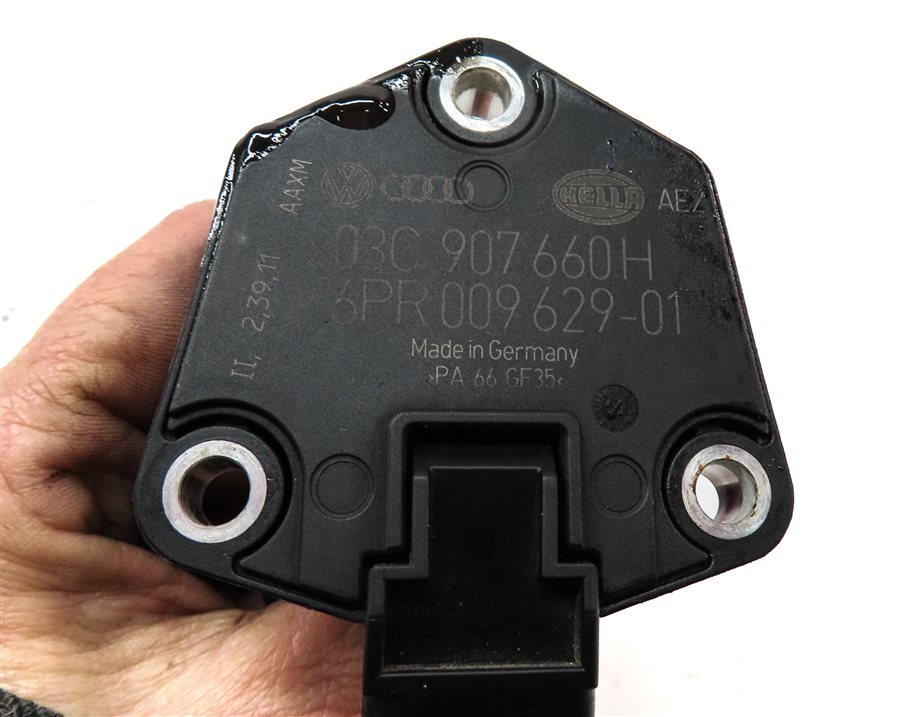 Thumbnail 5: 2012 AUDI S4 (B8 8K) 3.0L (CCBA) ENGINE MOTOR OIL FLUID LEVEL SENSOR