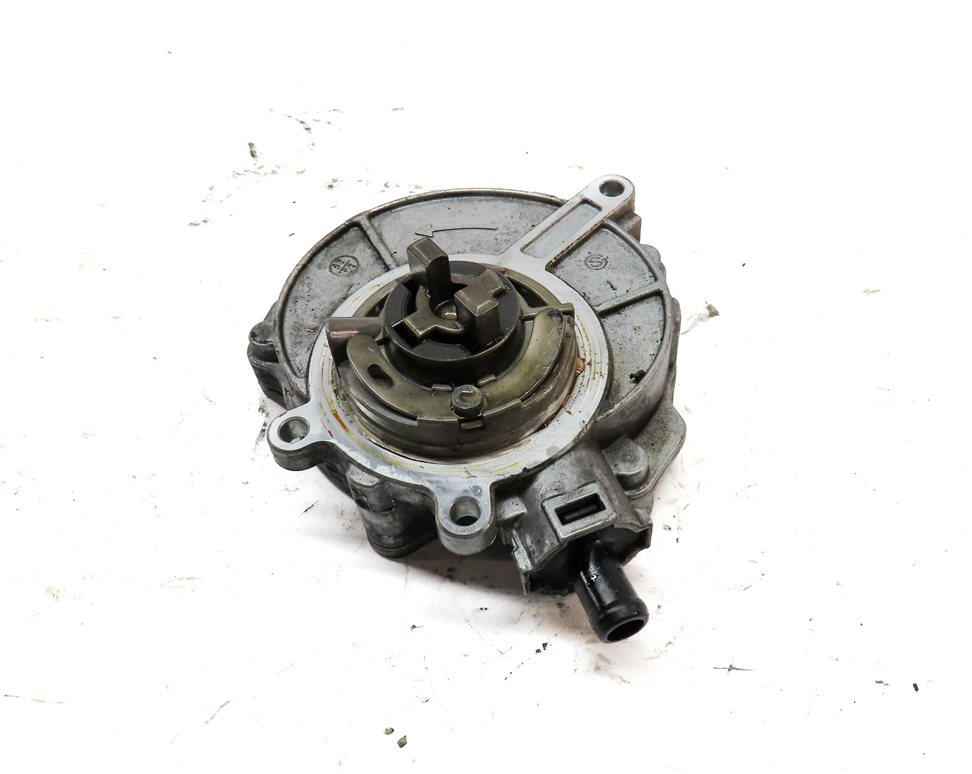 Thumbnail 2: 2012-2017 AUDI A6 A7 Q5 S4 S6 RQ5 TOUAREG - 3.0L ENGINE BRAKE VACUUM PUMP