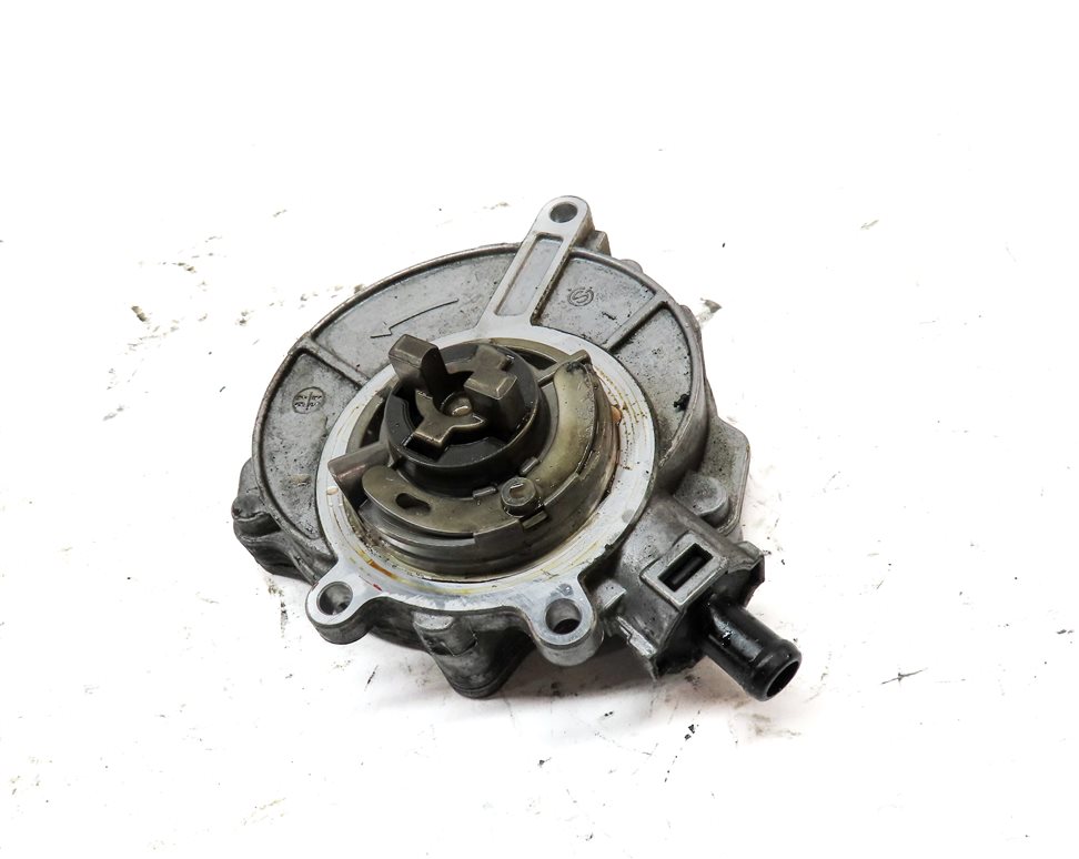 Thumbnail 3: 2012-2017 AUDI A6 A7 Q5 S4 S6 RQ5 TOUAREG - 3.0L ENGINE BRAKE VACUUM PUMP