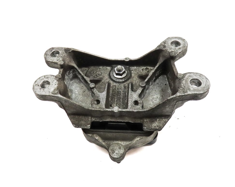 Thumbnail 4: 2012 AUDI S4 (B8 8K) 3.0L (CCBA) AUTOMATIC AUTO TRANSMISSION SUPPORT MOUNT
