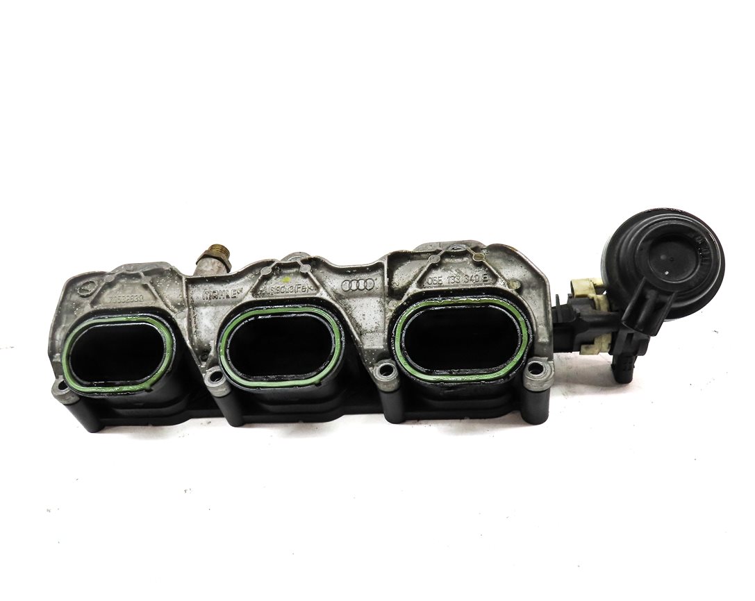 Thumbnail 2: 12 AUDI S4 B8 8K 3.0L (CCBA) RIGHT PASSENGER LOWER INTAKE MANIFOLD w/ FUEL RAIL