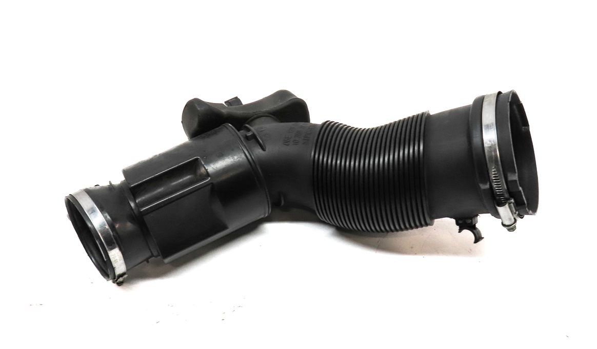 Thumbnail 2: 2012 AUDI S4 (B8 8K) 3.0L (CCBA) ENGINE AIR INTAKE RESONATOR HOSE PIPE DUCT